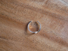 Load image into Gallery viewer, Classic Wave Toe Ring - Ocean Gypsy NZ