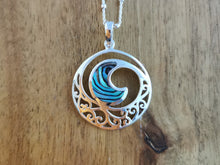 Load image into Gallery viewer, Paua Wave Necklace